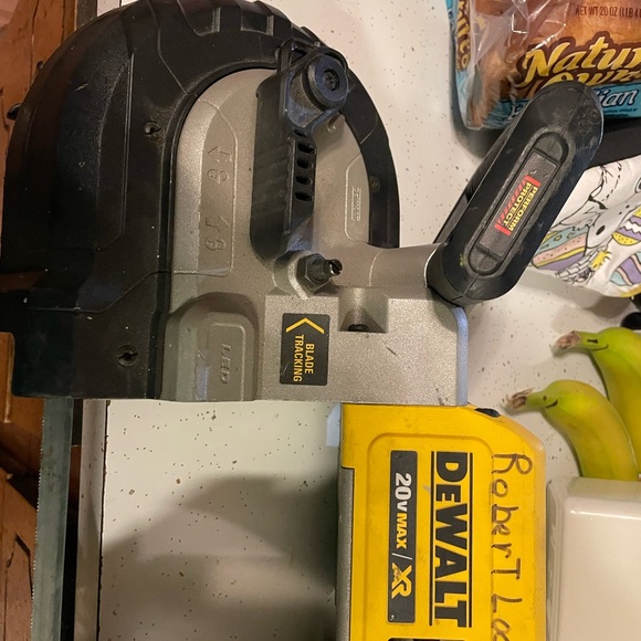 Dewalt 20 Volt Deep Cut Porta Band - Picture 1 of 3